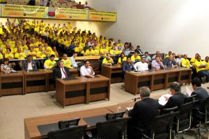 Secretário participa de audiência pública e garante continuidade dos serviços prestados pelo fisco Audiência pública realizada na Assembleia/ Foto: Wagner Guimarães/ALMS