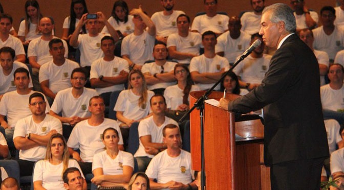 Reinaldo Azambuja cumpre compromisso e nomeia todos os aprovados no concurso de Agente Penitenciário Estadual