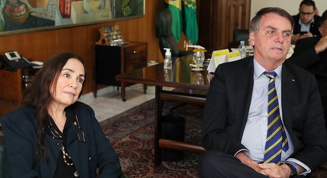 Na imagem, Regina Duarte em reunião com Jair Bolsonaro
Isac Nóbrega / PR 