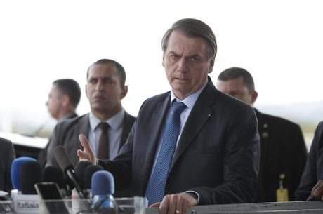 Bolsonaro deve vetar coação a preso e trecho sobre advogados Presidente tem até quinta-feira para decidir
DIDA SAMPAIO/ESTADÃO CONTEÚDO