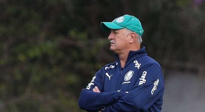 Palmeiras demite Felipão após sequência de resultados ruins Felipão deixa Palmeiras após sequência ruim no Brasileiro e queda na Libertadores. Cesar Greco