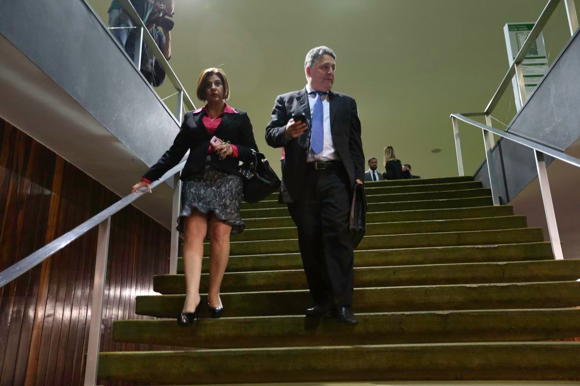 MP prende ex-governadores do Rio Garotinho e Rosinha Fabio Rodrigues Pozzebom/Agência Brasil