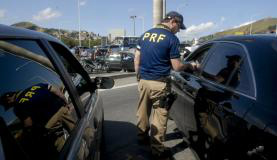 Polícia Rodoviária Federal multou 1,5 mil motoristas no primeiro dia das novas multasArquivo/Tânia Rêgo/Agência Brasil