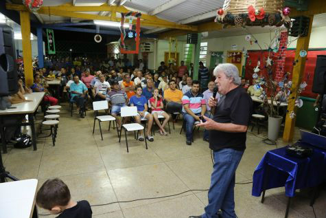 Prefeitura esclarece contribuintes sobre cobrança de IPTU em distritos Moradores de Vila Vargas atendem chamado da prefeitura e Câmara para esclarecimentos sobre a primeira cobrança do IPTU nos distritos – A. Frota/Assecom