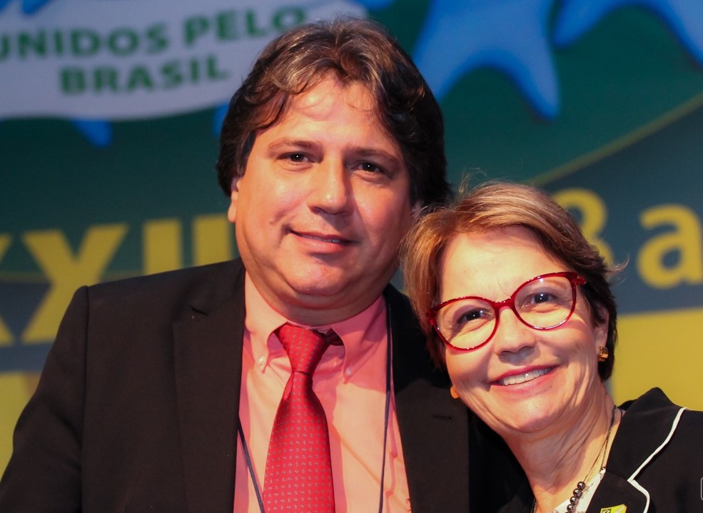 Caravina com a ministra Tereza Cristina. Edson Ribeiro