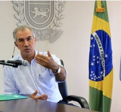 Reinaldo Azambuja reforça pedido para as pessoas ficarem em casa