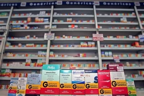 Medicamento genérico leva até 5 anos para ser liberado pela Anvisa Genéricos representam um terço das vendas
Sérgio Castro/Estadão Conteúdo - 16.05.2007