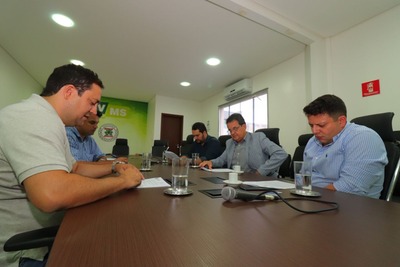 Deputado Marcio Fernandes discute projetos com Médicos Veterinários Deputado Marcio Fernandes discute projetos com Médicos Veterinários