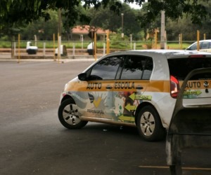 160 autoescolas tem alvarás suspensos pelo Detran-MS 160 autoescolas tem alvarás suspensos pelo Detran-MS