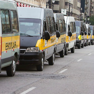 Volta às aulas: Pais devem ficar atentos ao contratar transporte escolar para os filhos Imagem reprodução UOL