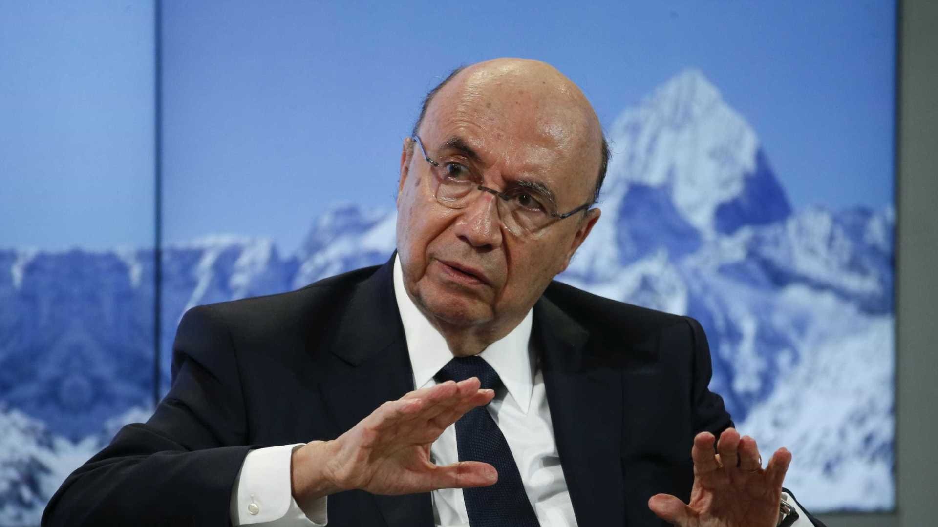 Para garantir aprovação, Meirelles diz que reforma pode ser negociada Reuters / Ruben Sprich
