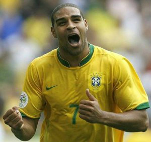 Sete de Setembro poderá contar com Adriano Imperador na equipe Jogador tem um amplo histórico profissional e recebeu propostas do Sete de Setembro (Foto: Divulgação)