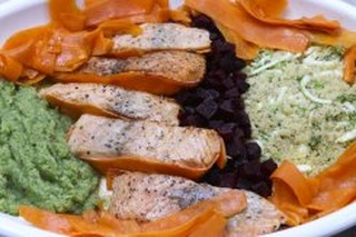 Programa de prevenção ‘Cozinha Experimental’ ensina receitas saudáveis com o tema ‘peixes’ Programa de prevenção ‘Cozinha Experimental’ ensina receitas saudáveis com o tema ‘peixes’