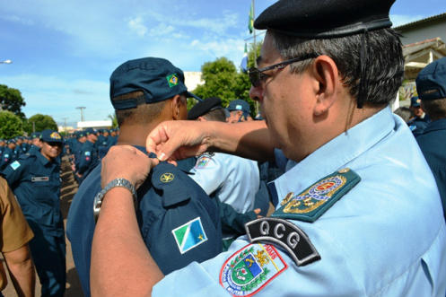 Polícia Militar inicia Curso de Habilitação de Oficiais Formatura que marcou o inicio do curso, com a colocação da insignia de aluno nos futuros Oficiais Auxiliares da PM.
Foto: PM/Divulgação