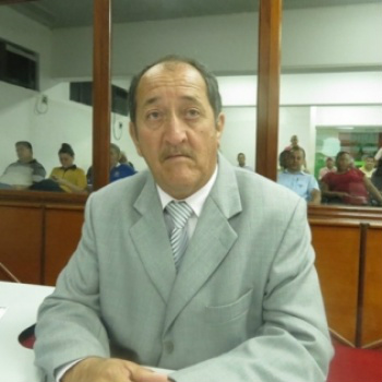 Vereador de cidade brasileira quer proibir uso de cinto de segurança porque item suja a roupa