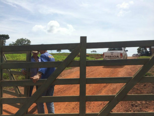 Idoso morre após cair e ser atropelado por trator Acidente aconteceu na MS-010 em Campo Grande (Foto: Cláudia Gaigher/ TV Morena)