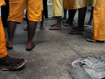 Número de detentos no Brasil cresceu 5,37% de 2012 para 2013; negros são 61,7% Número de detentos no Brasil cresceu 5,37% de 2012 para 2013; negros são 61,7%