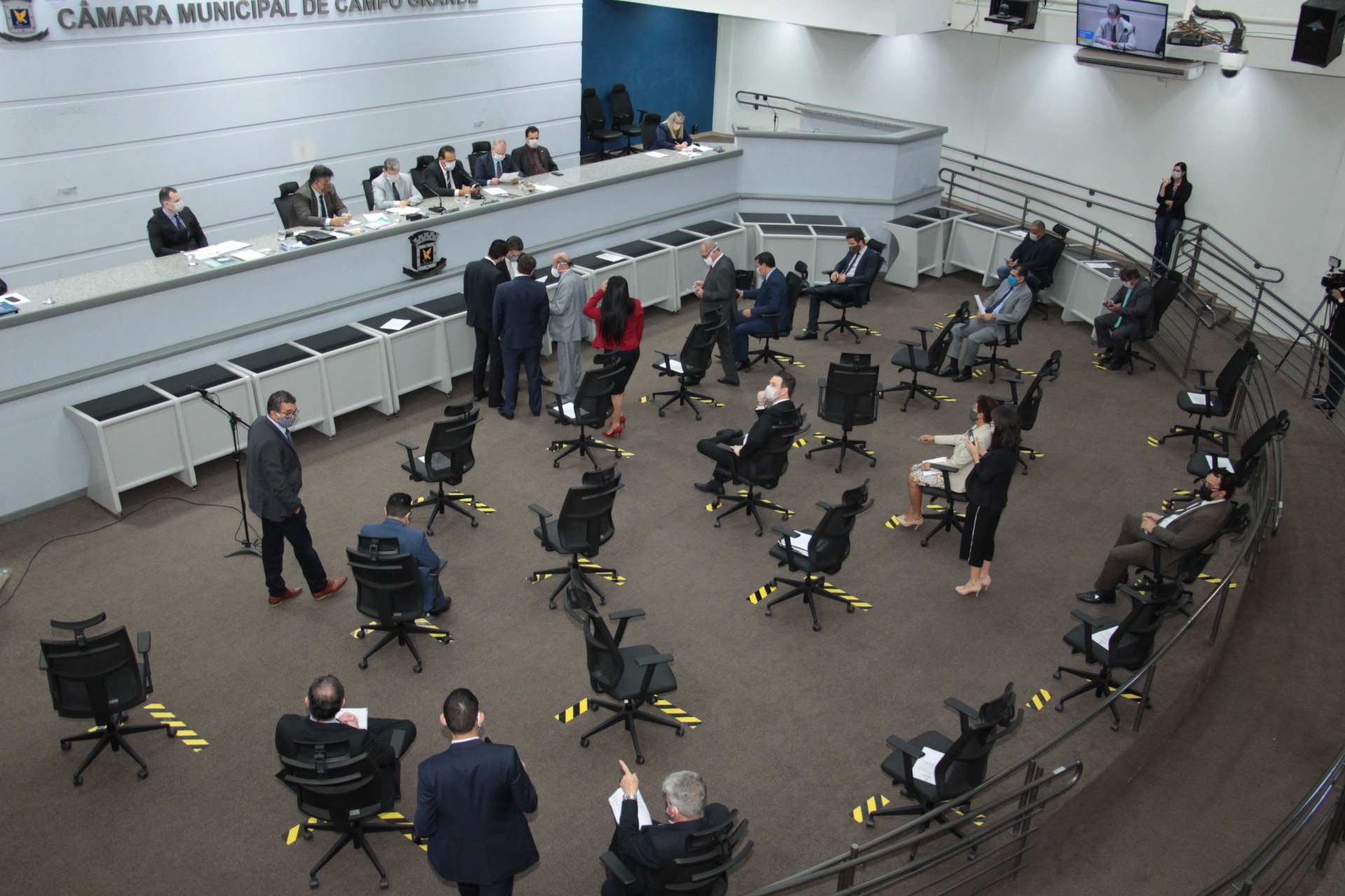 Vereadores votam quatro projetos de lei na sessāo desta terça-feira