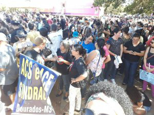 Manifestantes lotam a Praça Antônio João - Foto: Ligado na Redação