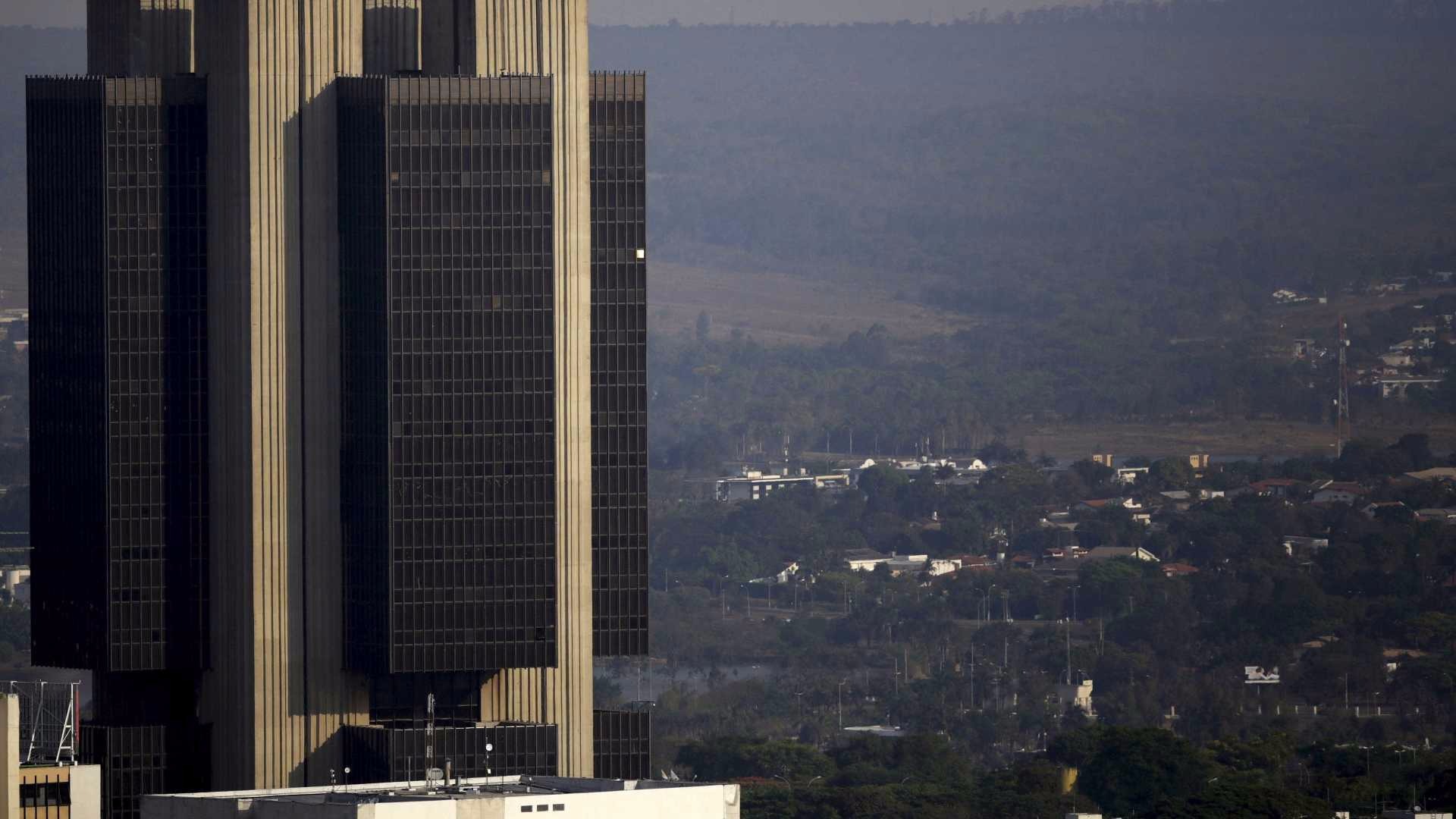 Mercado financeiro projeta menos inflação e mais crescimento para 2018 Reuters