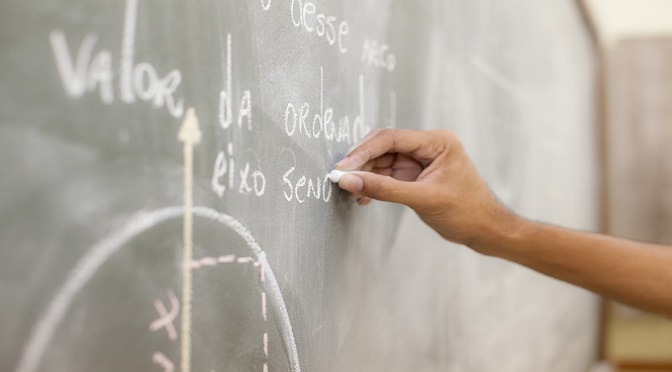 Termina nesta sexta prazo de inscrições para professores temporários da REE
