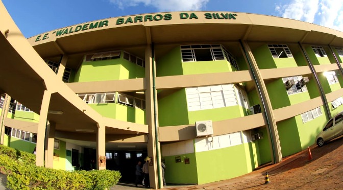 A Escola Estadual Waldemir Barros da Silva, no bairro Moreninha, é uma das unidades que oferece ensino em período integral na Capital. Saul Schramm