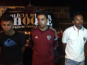 Choque prende trio com caminhonete roubada no estado de São Paulo Foto: divulgação/BPChoque