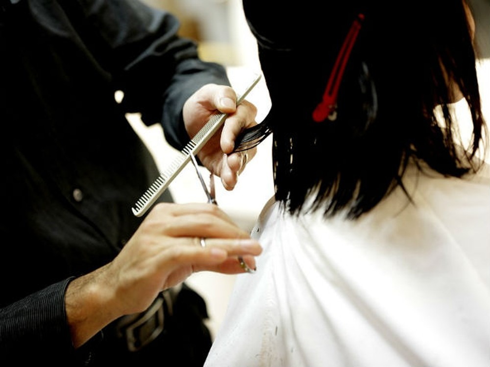 Salões de beleza, estética e embelezamento voltam a funcionar nesta quinta-feira