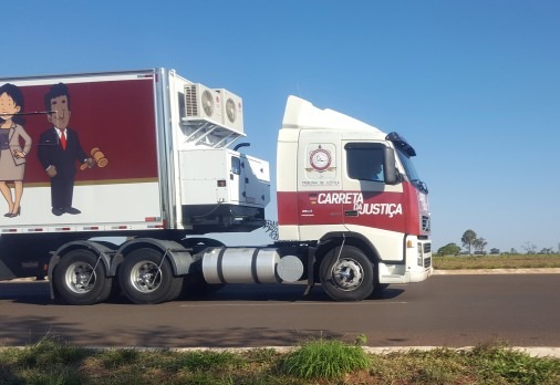 Carreta da Justiça inicia atendimentos em Guia Lopes da Laguna Carreta da Justiça inicia atendimentos em Guia Lopes da Laguna
