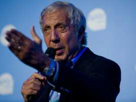 © AFP/Getty Images Abilio Diniz: bilionário mostrou que pode sim comprar um pouco de tranquilidade