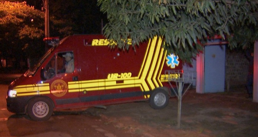 Neto e outros dois adolescentes agrediram e deixaram idoso amarrado em quarto (Foto: Reprodução)