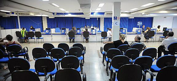 Redução da alíquota do INSS a patrões e empregados domésticos vai à sanção Redução da alíquota do INSS a patrões e empregados domésticos vai à sanção