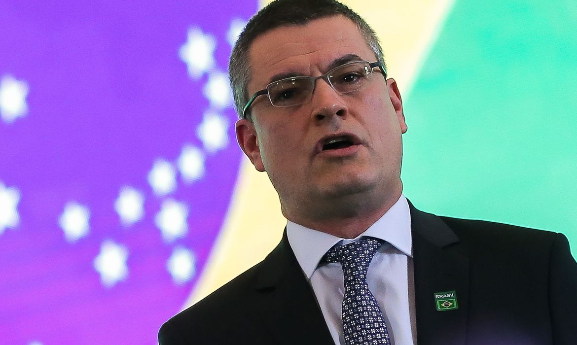 Valeixo, ex-diretor-geral da PF, será ouvido hoje por delegados federais.  José Cruz/Agência Brasil
