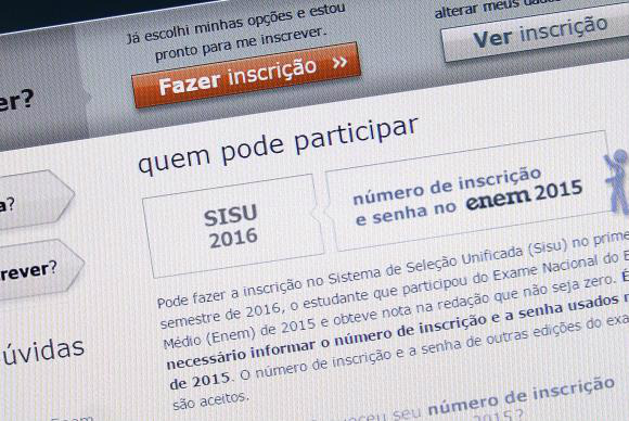 Estudantes selecionados pelo Sisu podem fazer até 26 de janeiro a matrícula nas instituições públicas de ensino superiorElza Fiuza/Agência Brasil
