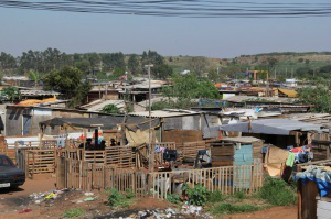 Favela Cidade de Deus em Campo Grande. (Foto: Marcos Ermínio)