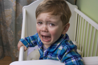 O choro funciona como uma válvula de escape para as emoções e não deve ser reprimido (Foto: Shutterstock)
