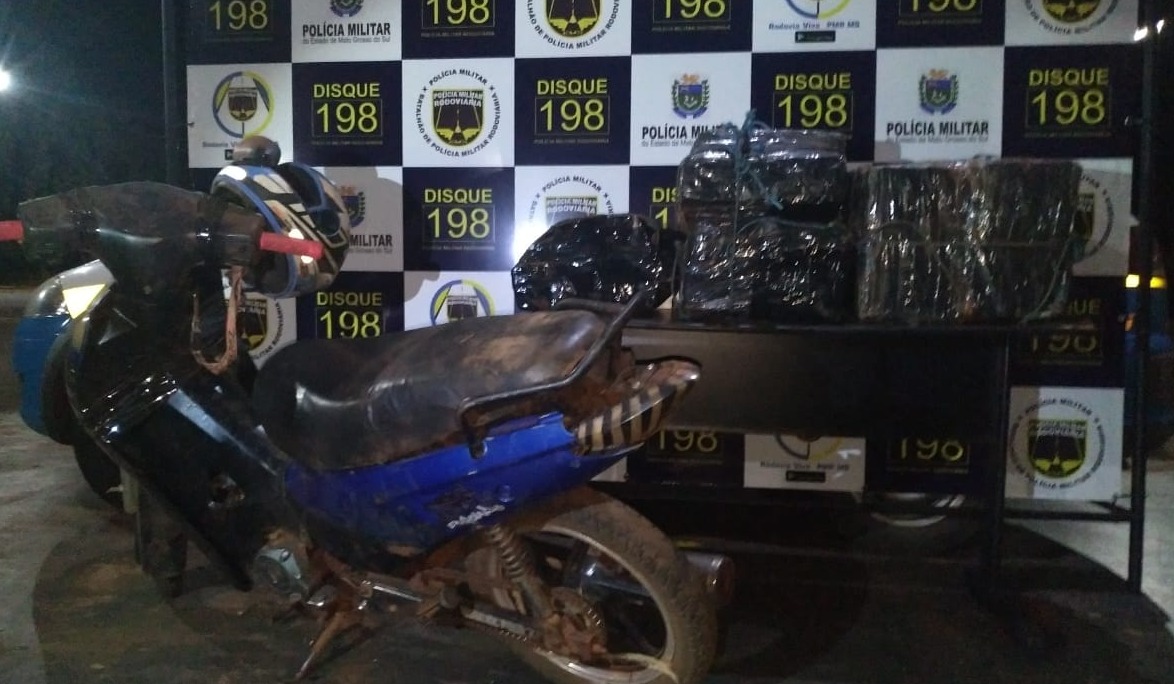 PMR apreende 106 quilos maconha transportadas em motocicleta Divulgação