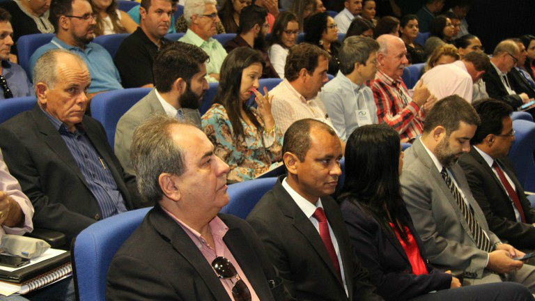 Prefeitura participa de capacitação em governança pública com ministro do TCU Prefeitura participa de capacitação em governança pública com ministro do TCU