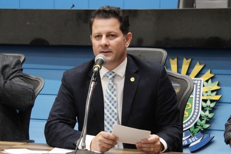 Frente Parlamentar do Leite promove reunião virtual nesta terça-feira Encontro proposto pelo coordenador do grupo, deputado Renato Câmara, será feito por videoconferência. Wagner Guimarães