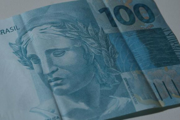 Vendas de títulos públicos no Tesouro Direto crescem 190,5% em 2015 Programa Tesouro Direto atingiu números recordes no ano passadoAgencia Brasil