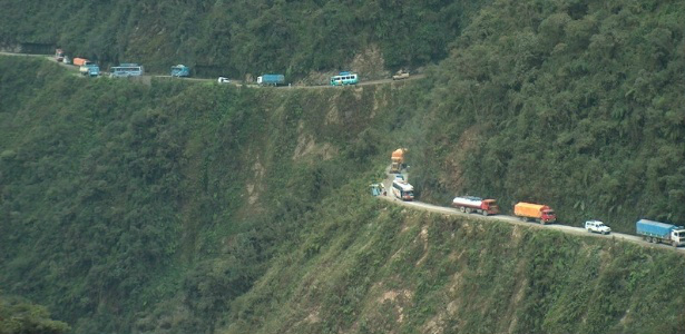 As estradas que conectam La Paz aos Yungas são assustadoras (Foto: Divulgação)