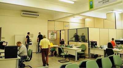 Com bancos fechados na sexta, contribuintes devem pagar tributos nos terminais eletrônicos