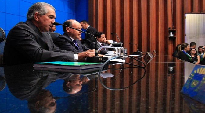 Parceria e independência dos Poderes garantiram desenvolvimento de MS, diz governador