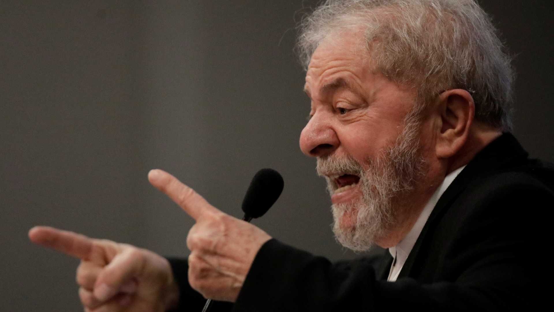 Ueslei Marcelino / Reuters