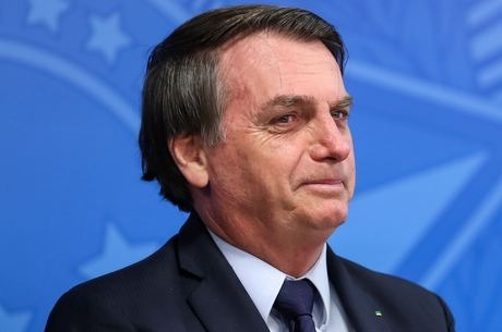 Primeiro boletim sobre cirurgia de Bolsonaro sai às 13h Presidente Jair Bolsonaro passa por cirurgia
Marcos Corrêa/PR