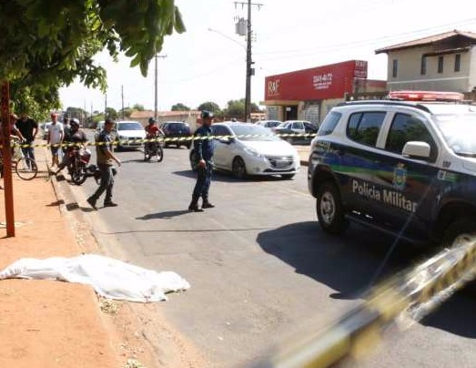 Idosa de 91 anos morre atropelada no Tiradentes Idosa de 91 anos morre atropelada no Tiradentes