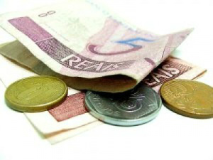 Lei de MS diz que troco deve ser devolvido no total e em espécie Lei de MS diz que troco deve ser devolvido no total e em espécie