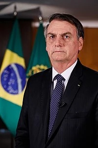 Jair Bolsonaro comemora cirurgia bem-sucedida Jair Bolsonaro comemora cirurgia bem-sucedida