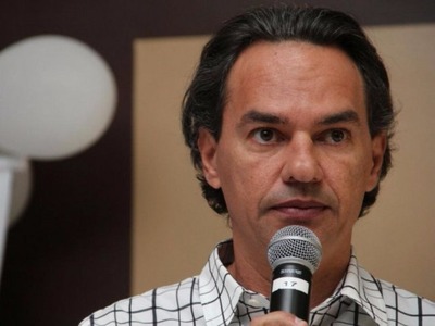 Marquinhos Trad durante discurso na manhã desta quarta-feira. (Foto: Marcos Ermínio)
