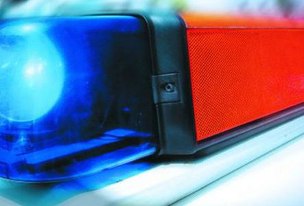 Ladrões fazem "arrastão" e roubam 3 motos, 4 automóveis e uma S-10 Ladrões fazem "arrastão" e roubam 3 motos, 4 automóveis e uma S-10